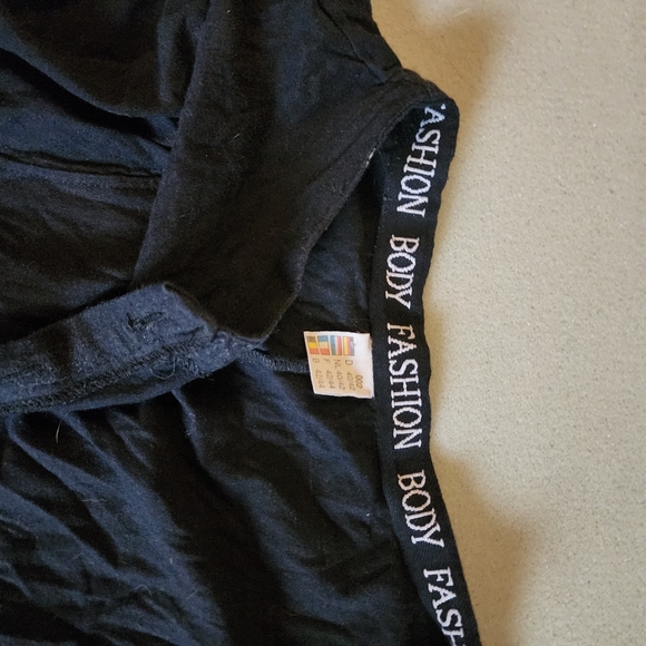 Ensemble - Picture 1 of 3